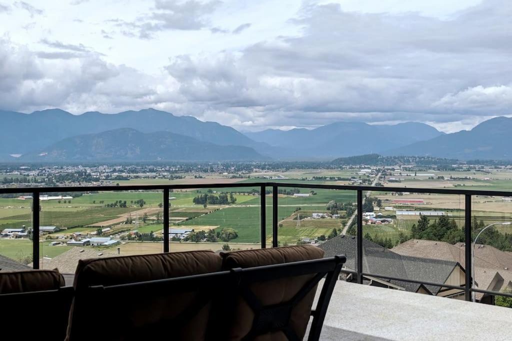 فيلا Mountain Retreat With Views, Hot Tub, Games & Ac تشيليواك المظهر الخارجي الصورة