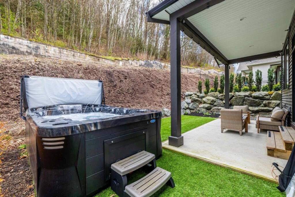 فيلا Mountain Retreat With Views, Hot Tub, Games & Ac تشيليواك المظهر الخارجي الصورة